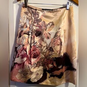 Company Ellen Tracy gorgeous floral print pencil skirt